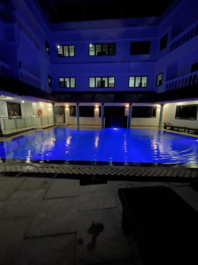 Hotel Sajjoys Varkala Esterno foto