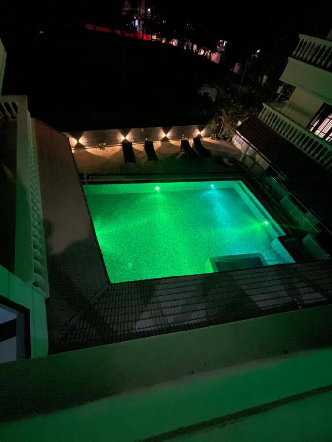 Hotel Sajjoys Varkala Esterno foto