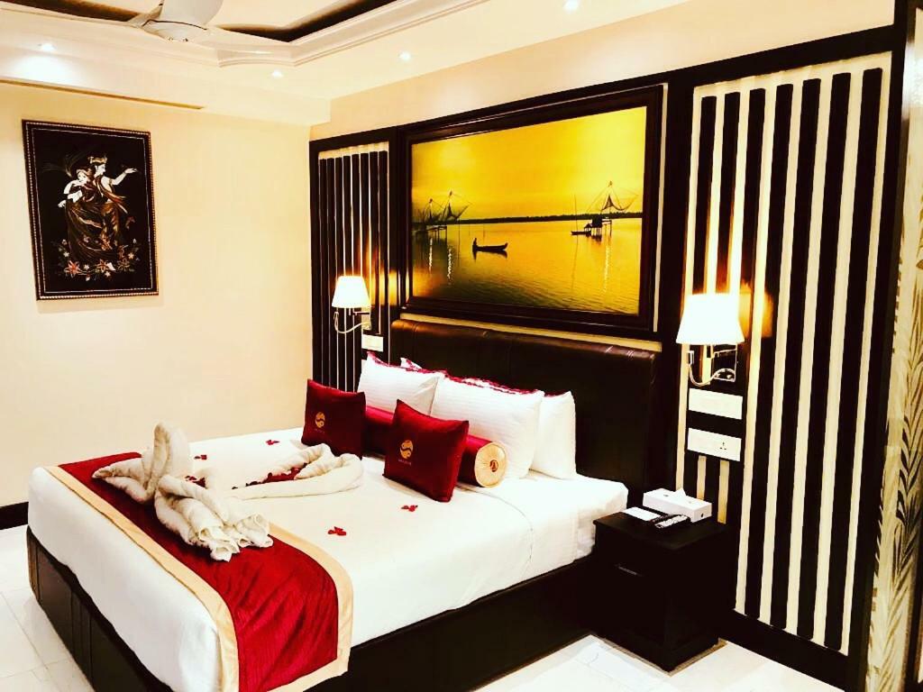 Hotel Sajjoys Varkala Esterno foto